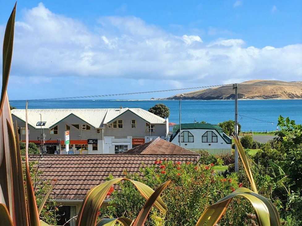 Omapere Beach House in a great location