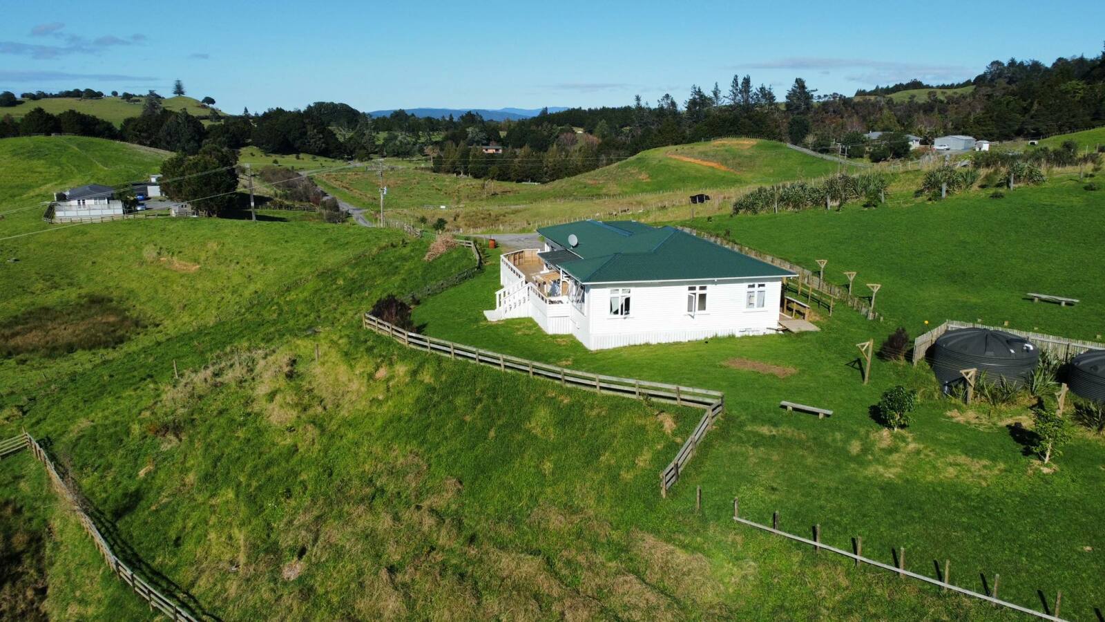 GRAB A BARGAIN - Lifestyle Block on Outskirts