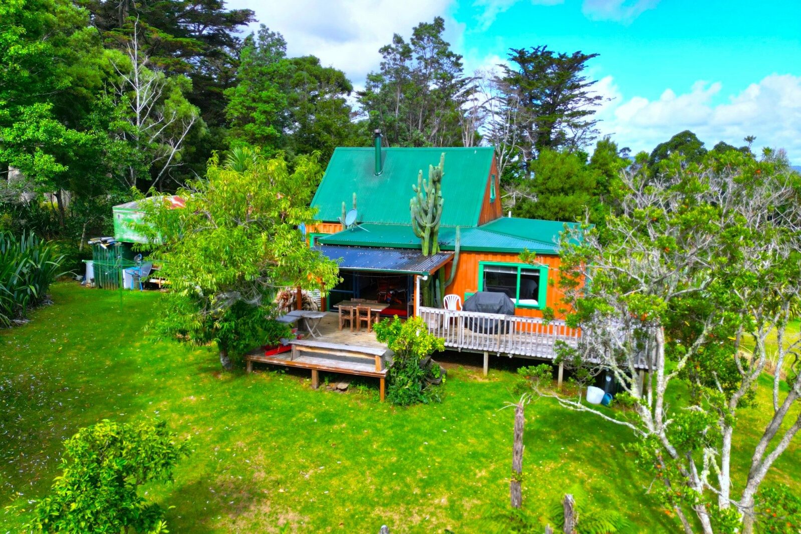 Rural Lifestyle With West Coast Ocean Views