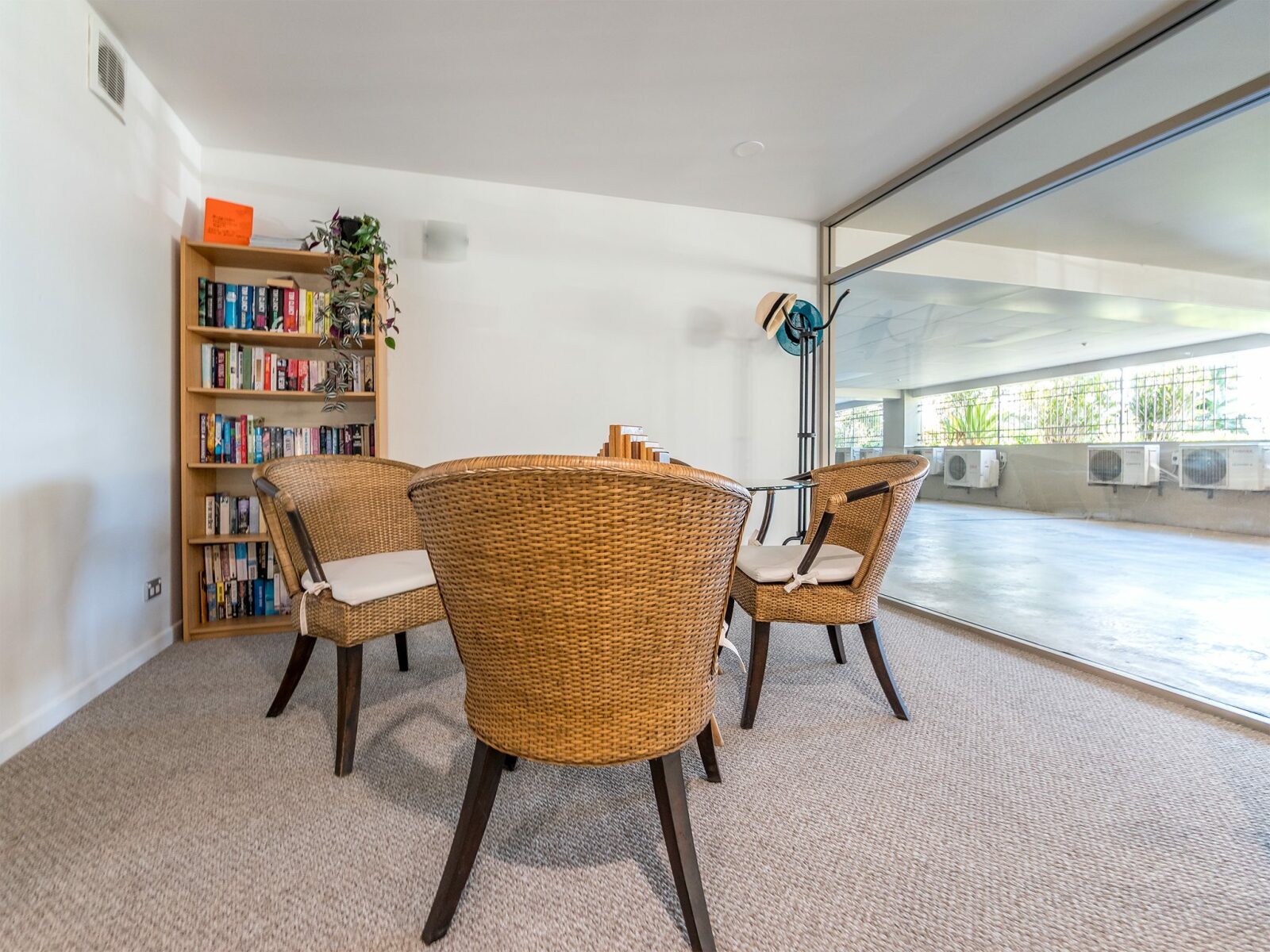 Stylish, Waterfront Living