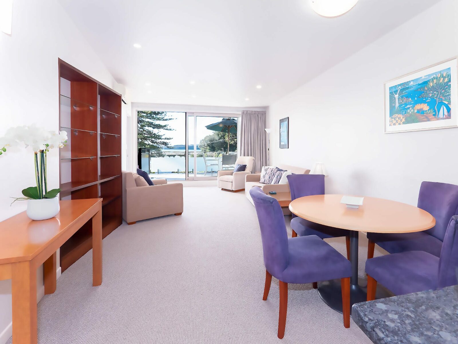 Stylish, Waterfront Living