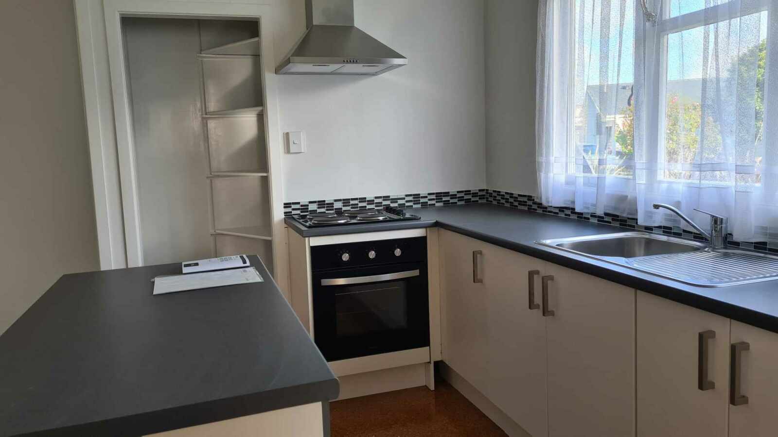 Rental Goldmine, Large Section, Prime Location!