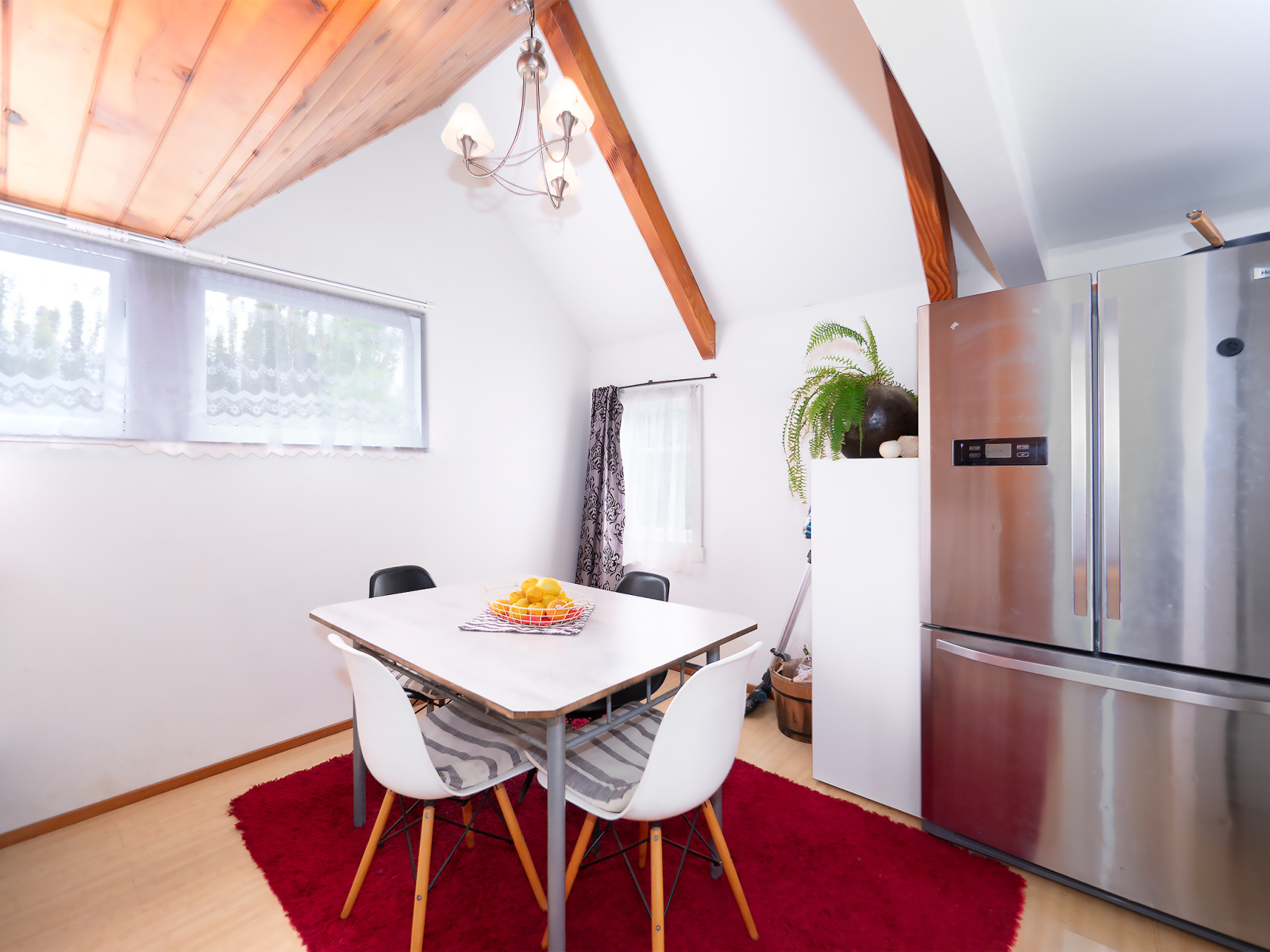 Spacious Family Oasis!