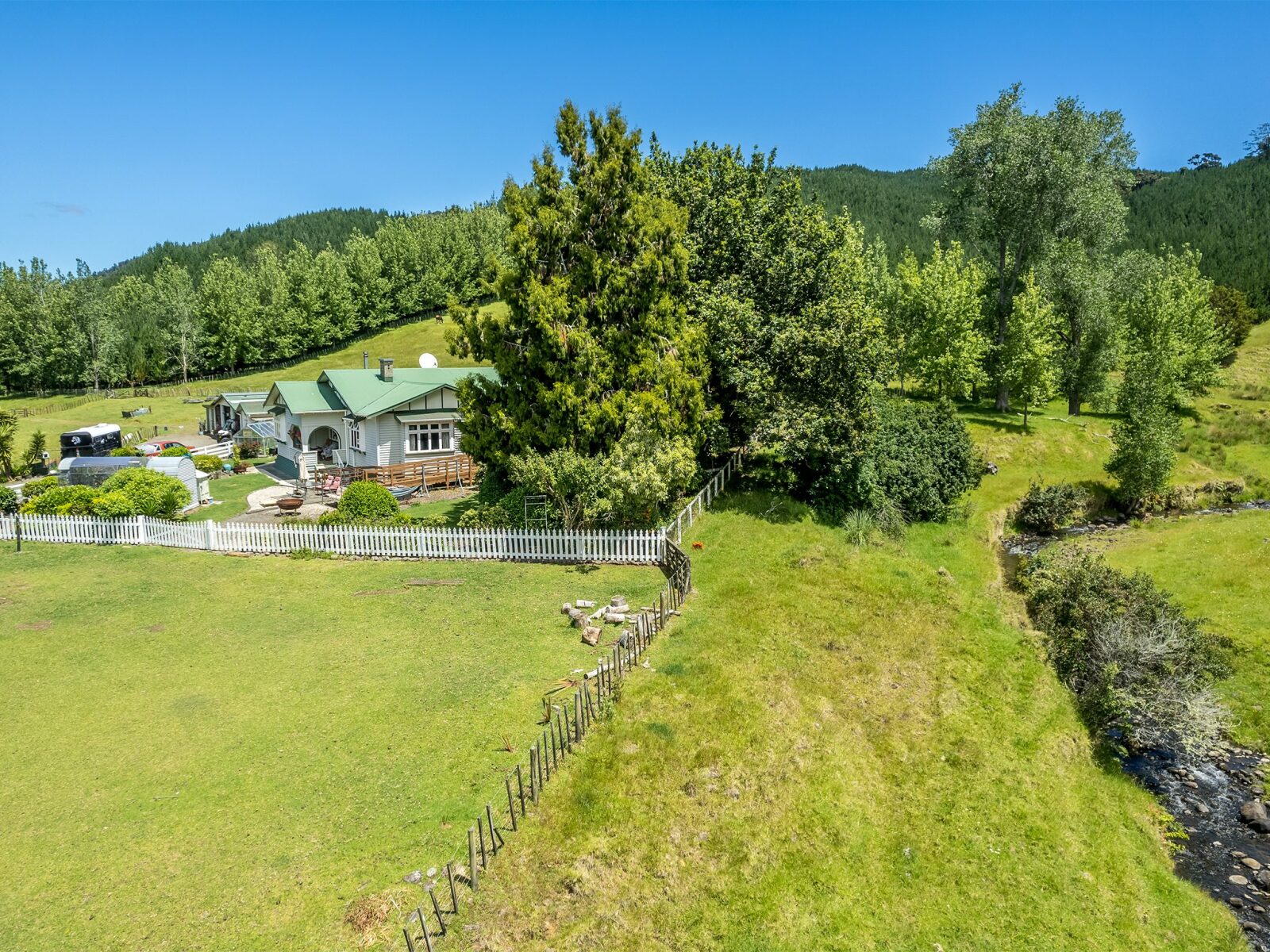 Horse/Cattle Breeding Stud, Home & Infrastructure