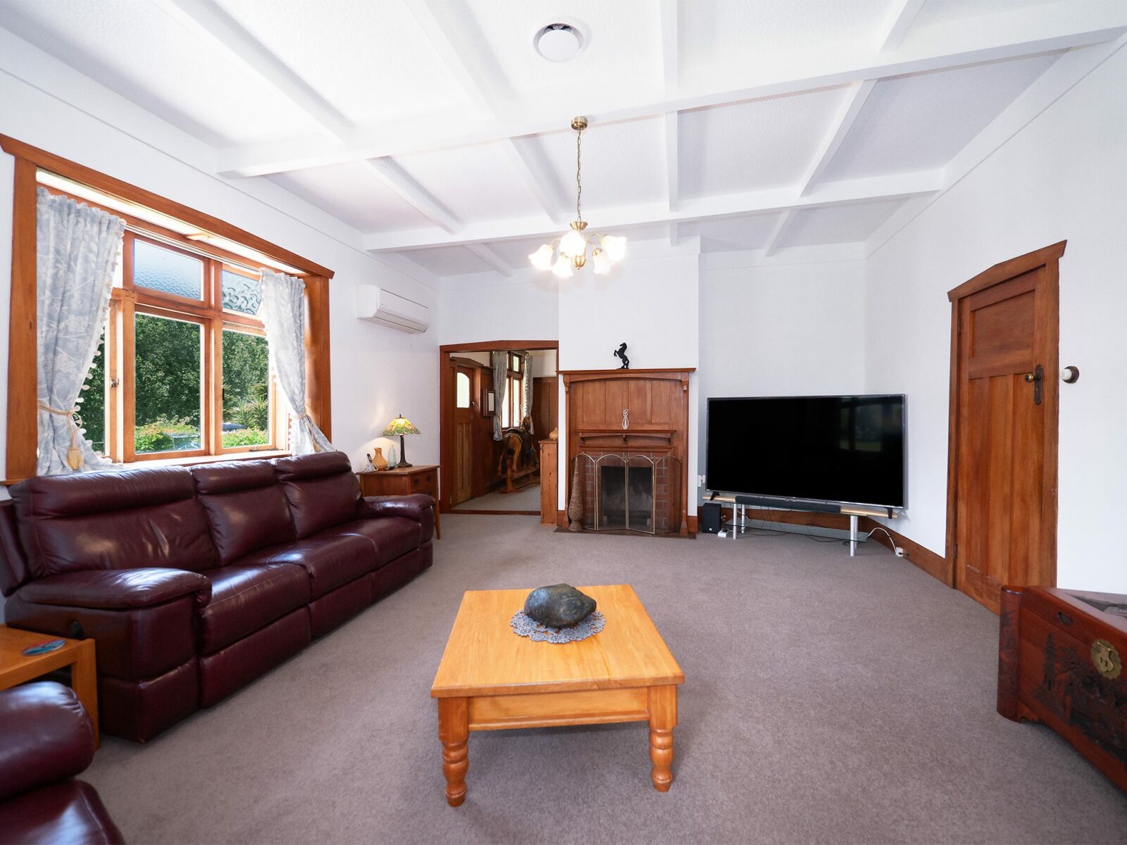 Horse/Cattle Breeding Stud, Home & Infrastructure