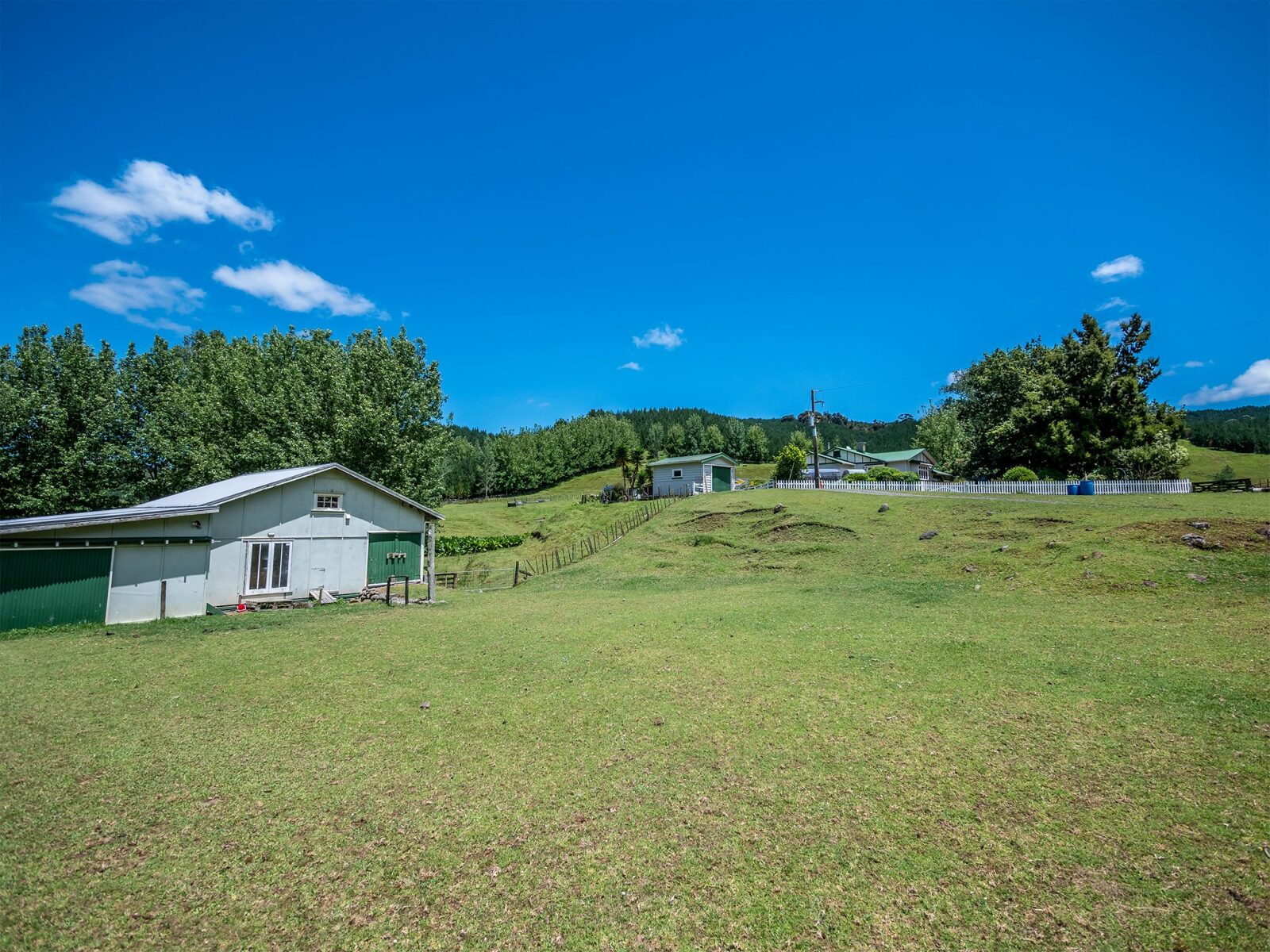 Horse/Cattle Breeding Stud, Home & Infrastructure