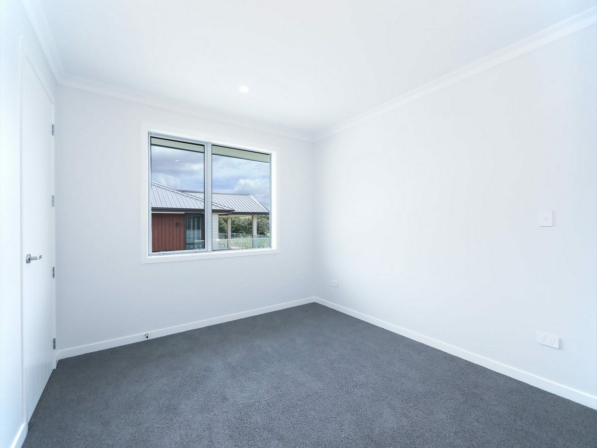 Stylish and Luxurious New Family Retreat Awaits!