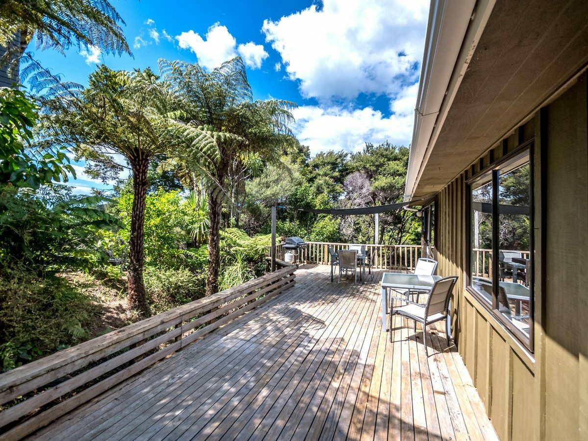Tranquil Retreat Surrounded by Nature