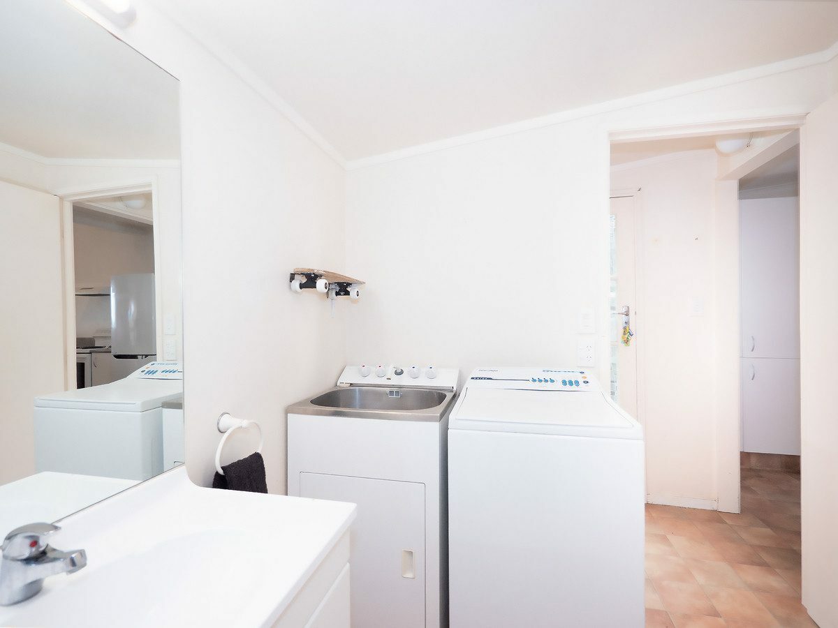 Location, Water views and All-Day Sun!