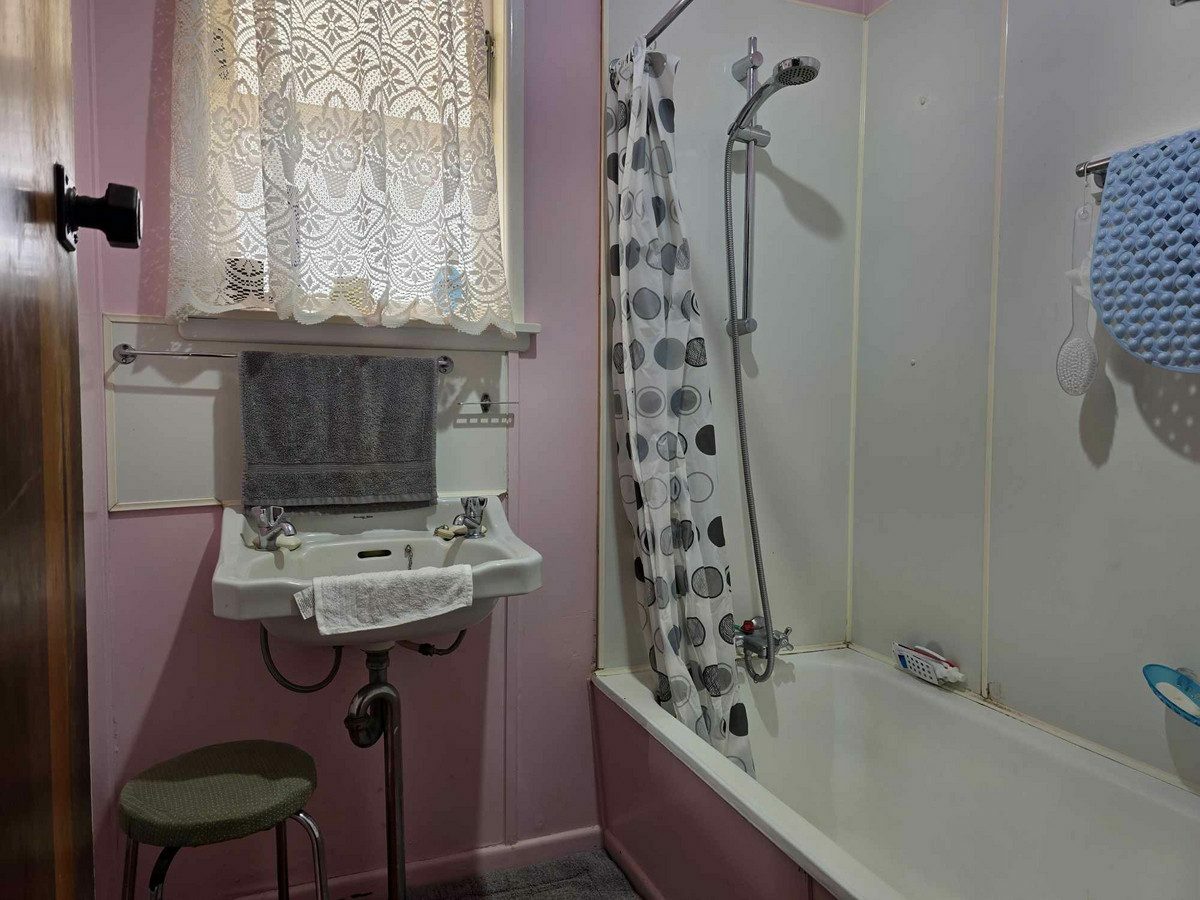 Deceased Estate - URGENT SALE