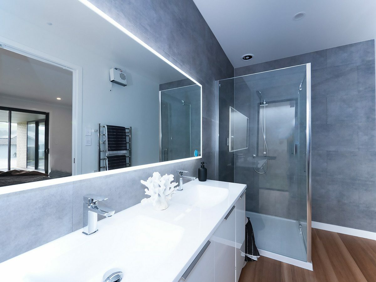 Luxurious, brand-new home in a Stunning Estate of Paihia