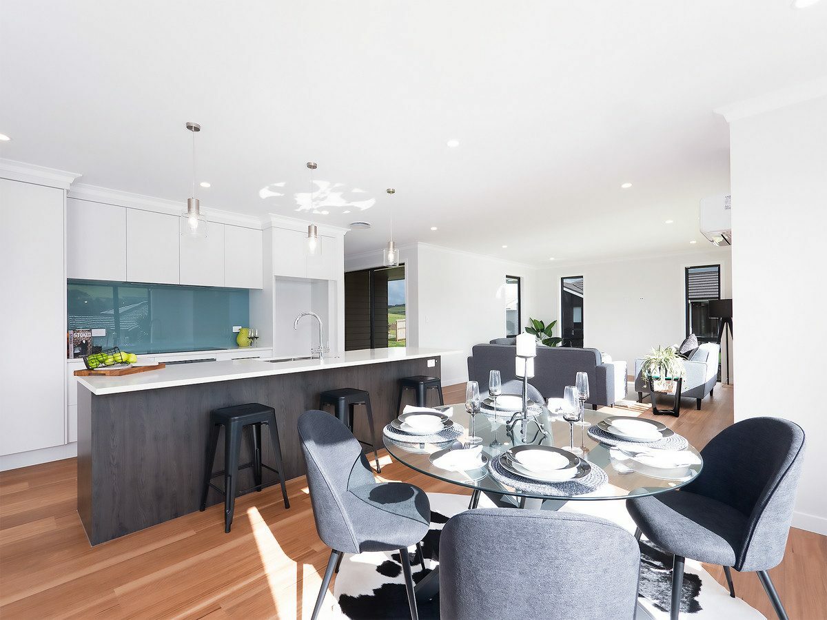 Luxurious, brand-new home in a Stunning Estate of Paihia