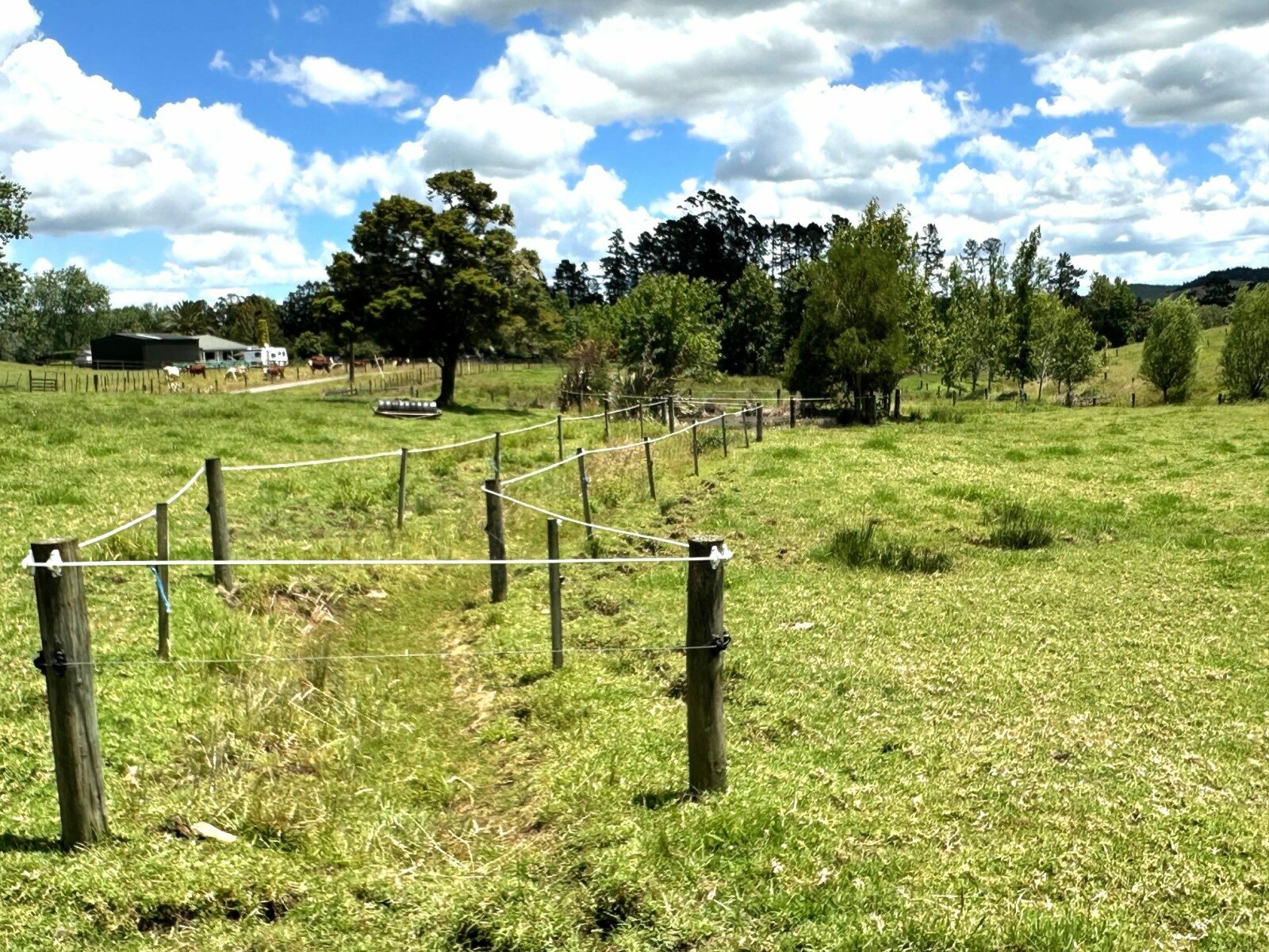 A Charming, Character filled 3.9 ha - (9.8 acres)