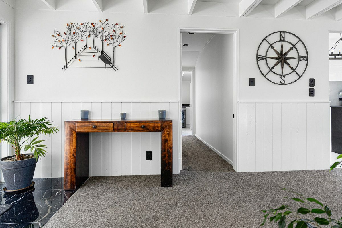 Luxurious Coastal Hideaway – Modern Elegance, Privacy and Sun in Opua