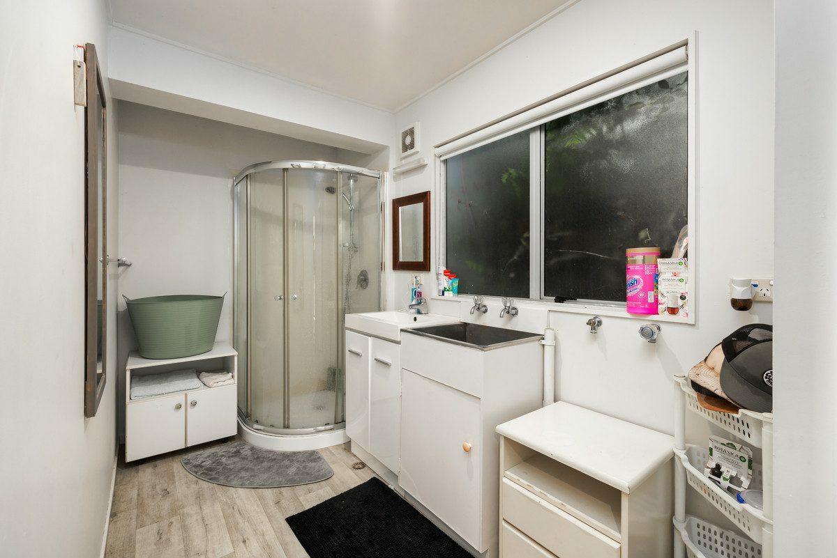 Versatile Coastal Living with Income in Beautiful Paihia
