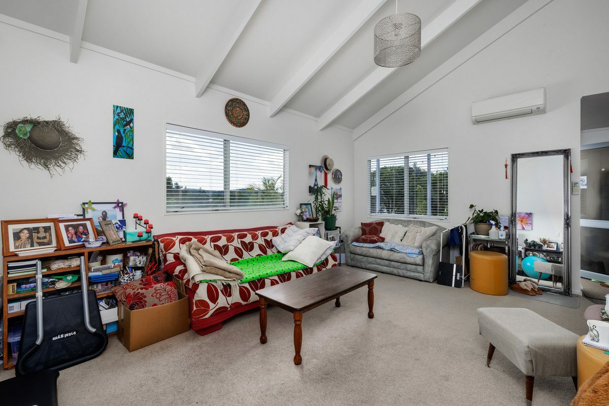 Versatile Coastal Living with Income in Beautiful Paihia