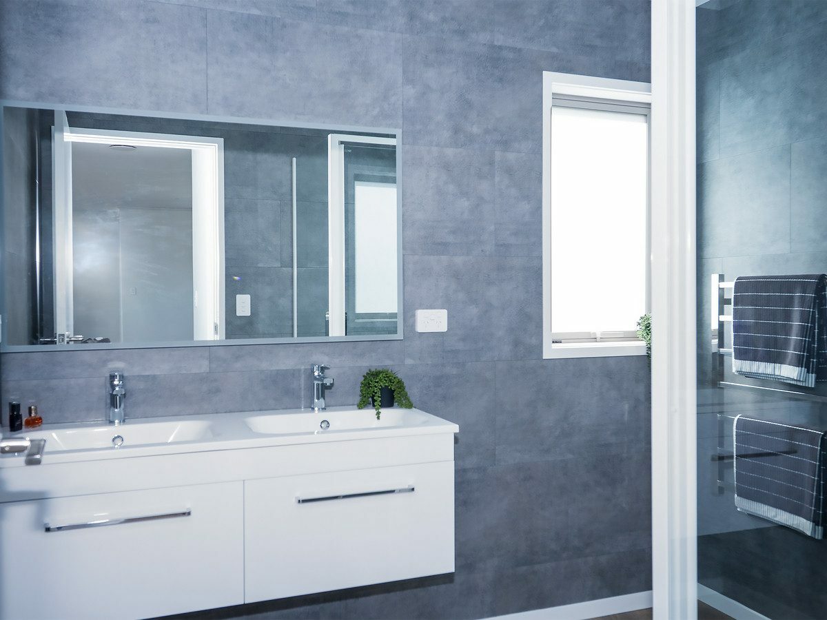 $795,000 - Sun-Filled, Brand-New Home in Paihia’s Exclusive Estate