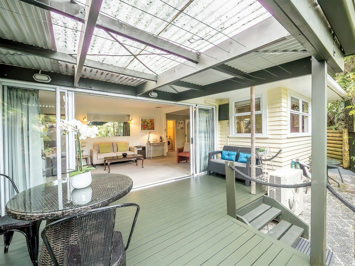 Private Paihia Gem – Walk to the Beach!