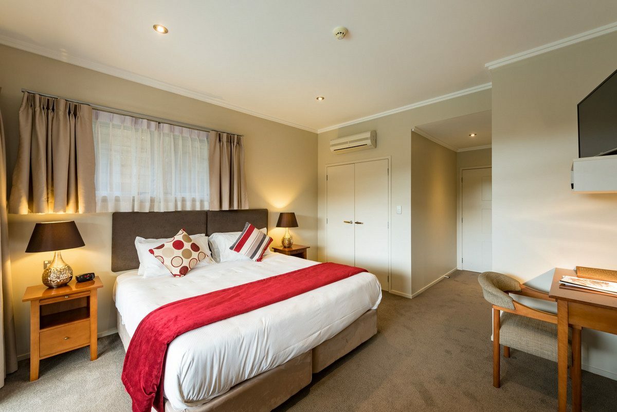 Exquisite Coastal Residence with Pool and Views