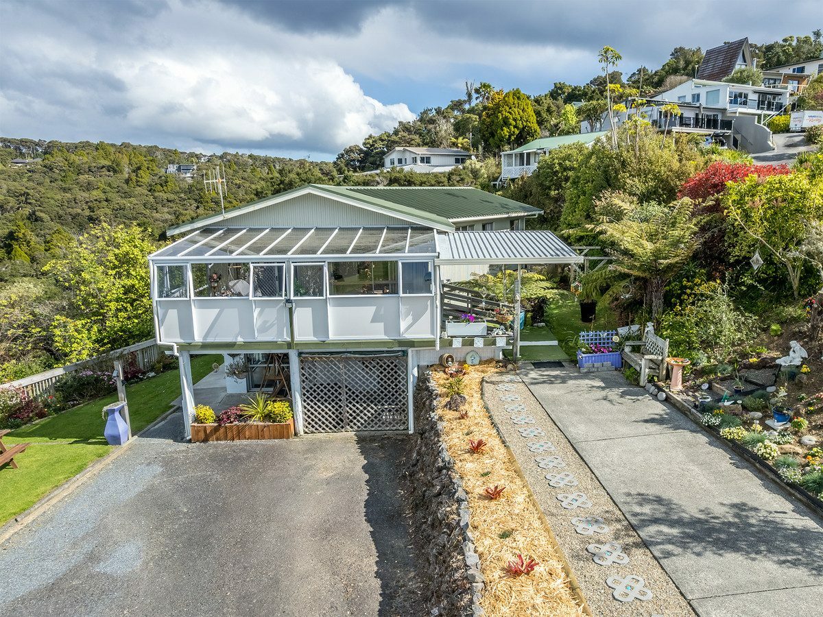 Panoramic Coastal Living with Income Potential in Paihia