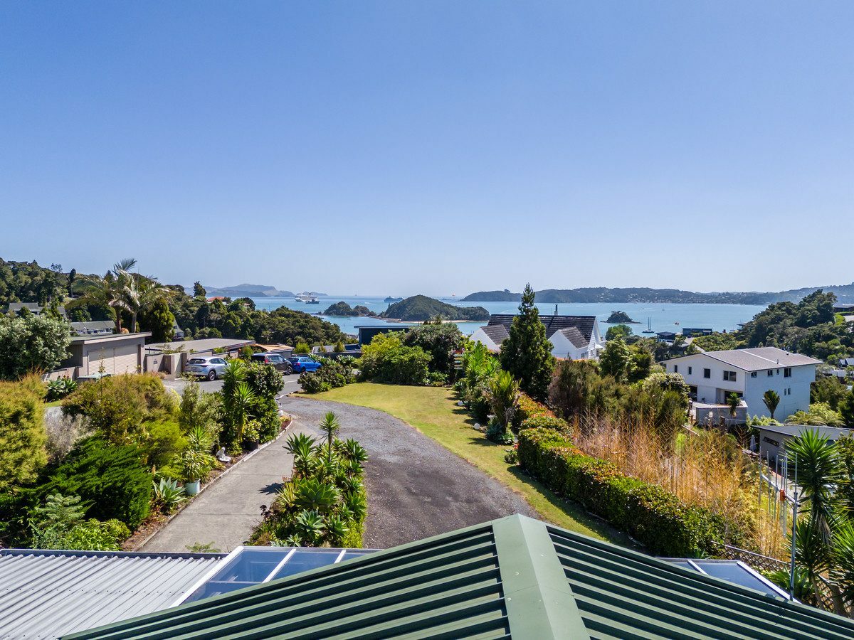 Panoramic Coastal Living with Income Potential in Paihia