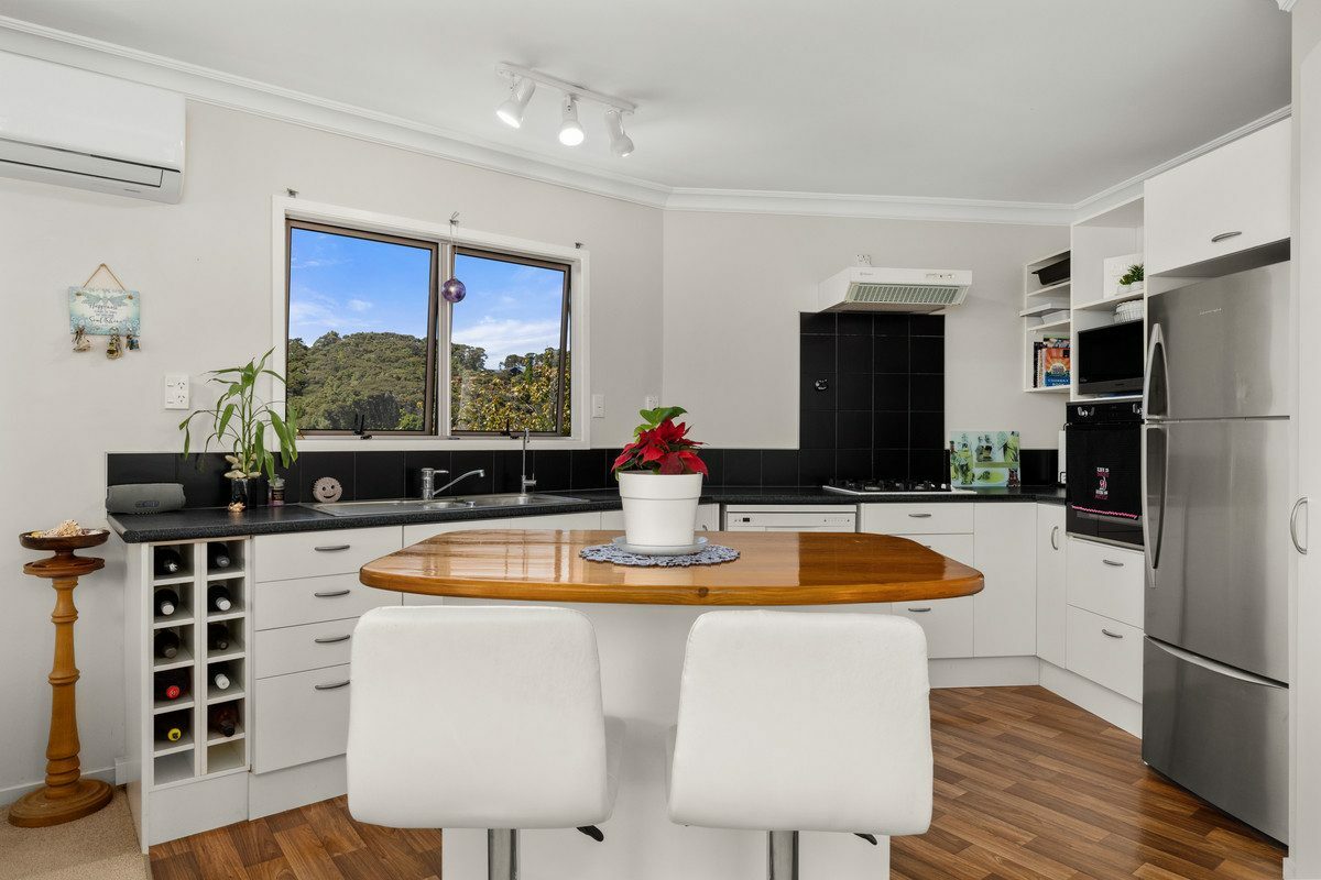 Panoramic Coastal Living with Income Potential in Paihia