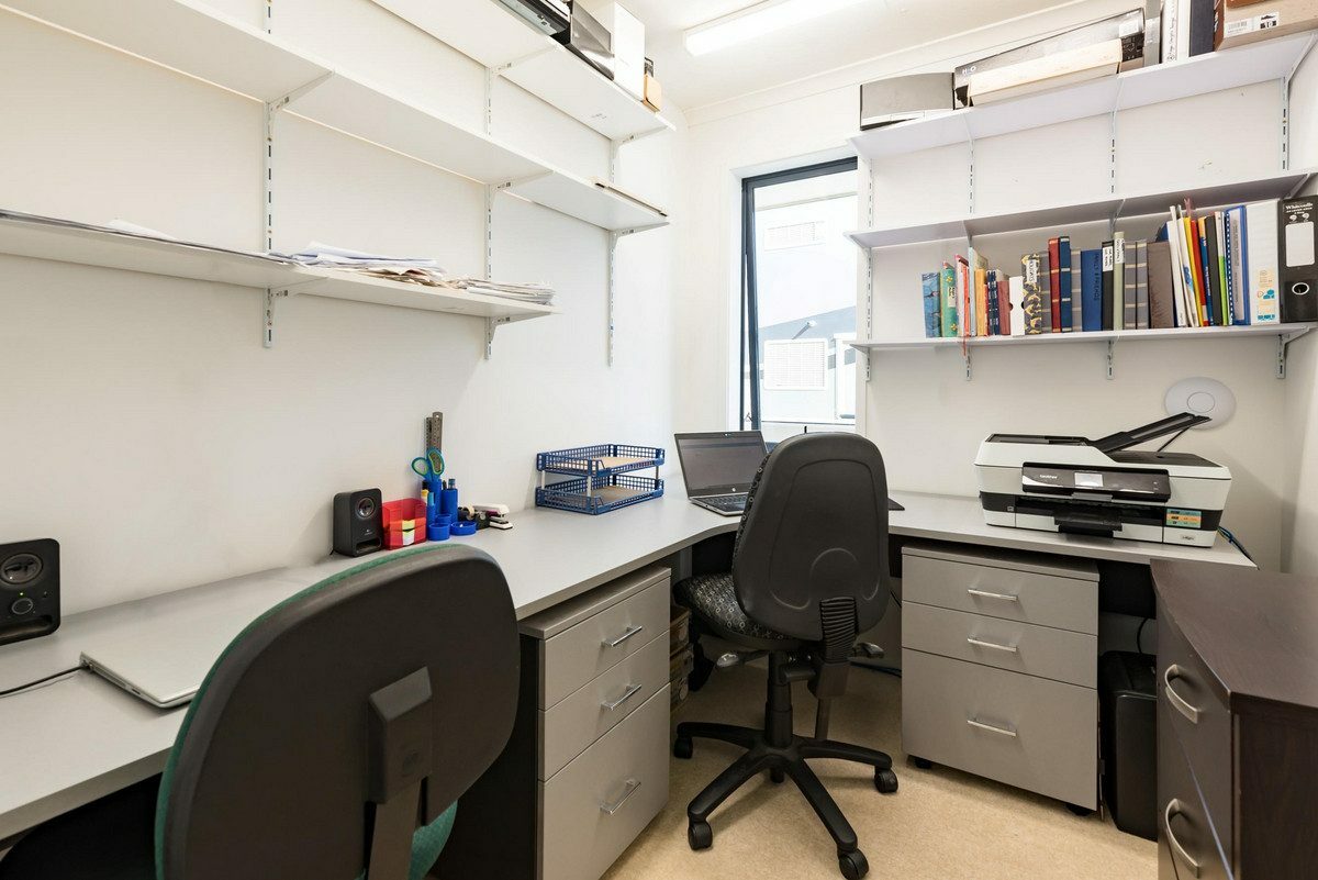 Stunning Riverside Retreat!