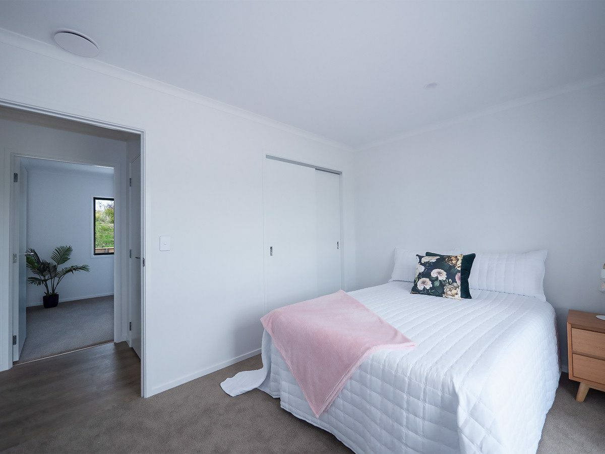 $795,000 - Sun-Filled, Brand-New Home in Paihia’s Exclusive Estate