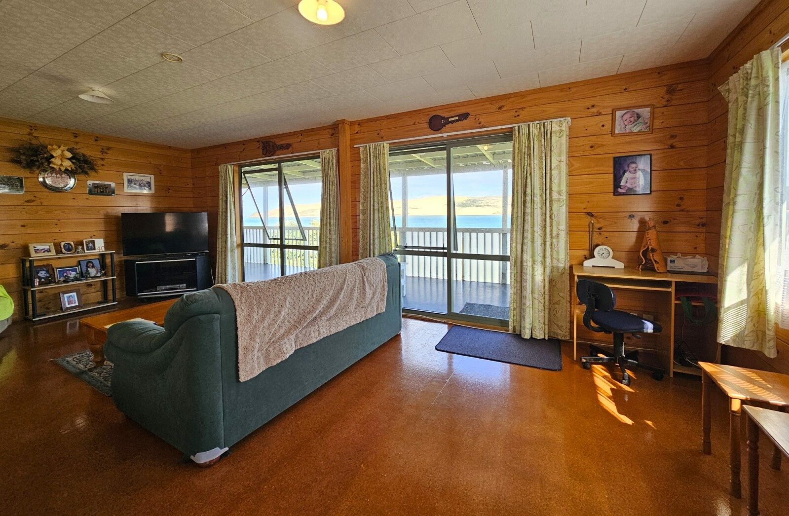 Opononi water views location
