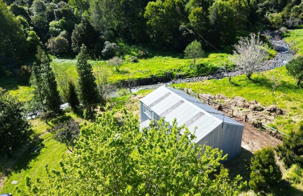 Waimamaku lifestyle with creek