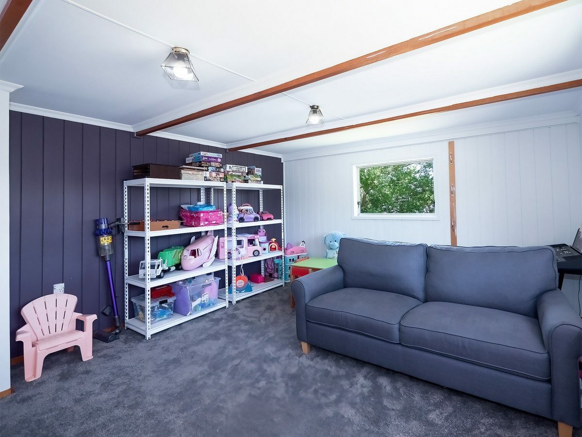 Family Living with Space to Spare!