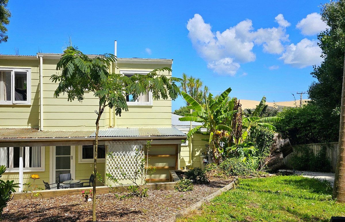 The Green Bach-Live & Relax by the Sea!