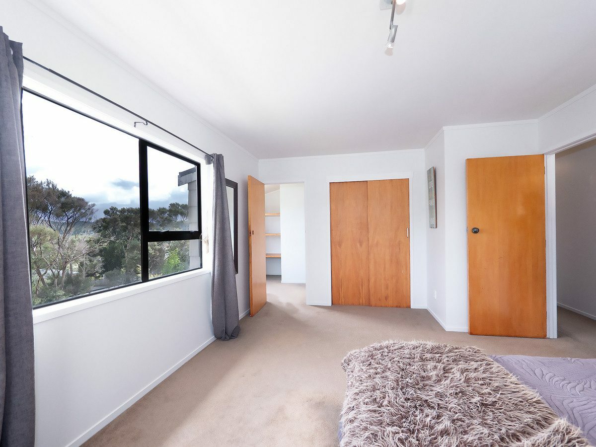 Sunlit Family Sanctuary in the Heart of Haruru