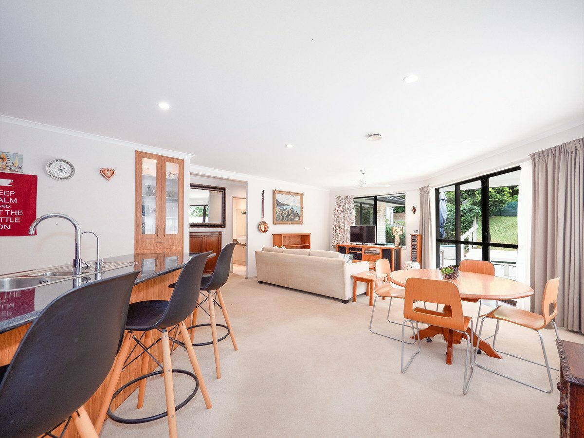 Sun-Filled Single-Level Living in the Heart of Paihia