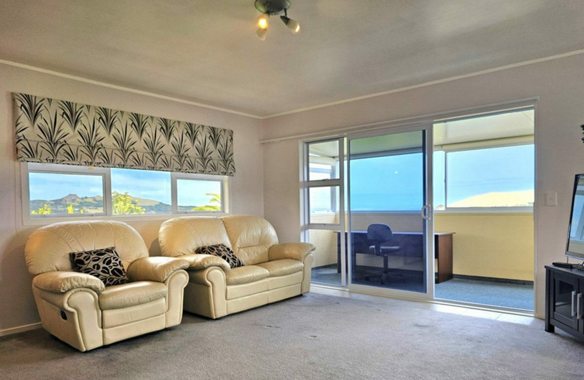 Beach Walks & Serious Value