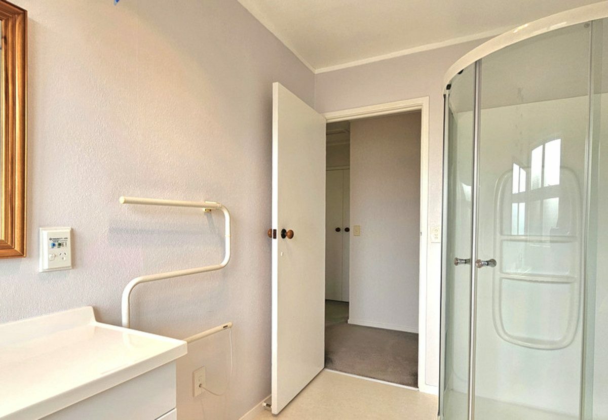 Beach Walks & Serious Value