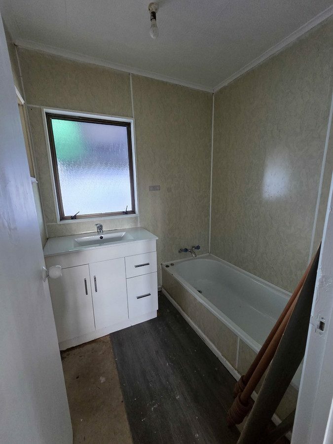 Diamond in the Rough - Big Potential on 2.5 Acres