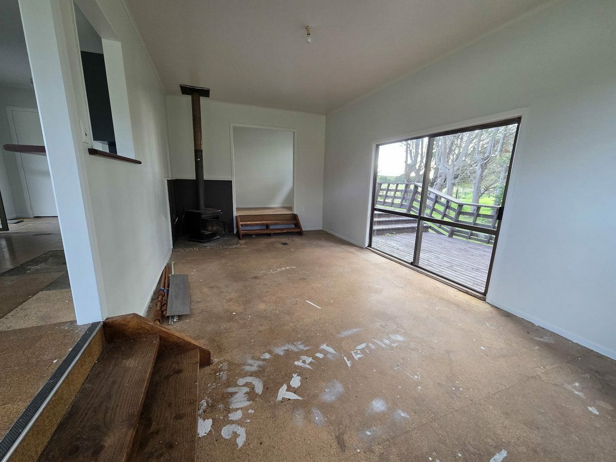 Diamond in the Rough - Big Potential on 2.5 Acres