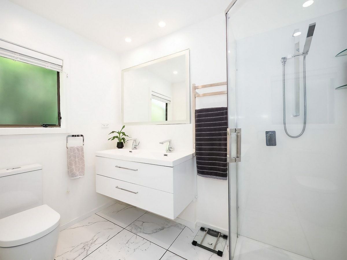 Coastal Charm, Space and Possibilities