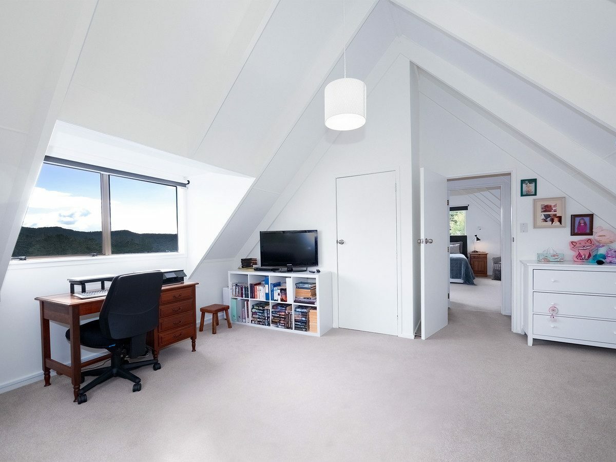 Coastal Charm, Space and Possibilities
