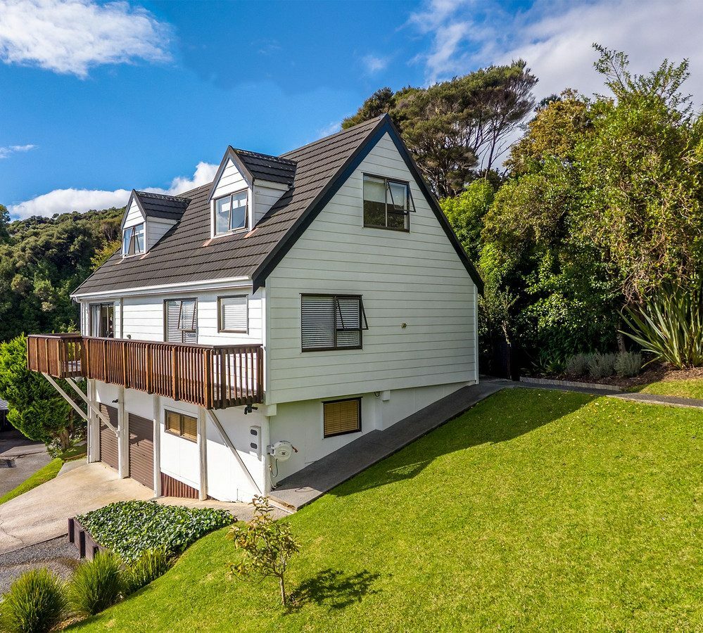Coastal Charm, Space and Possibilities