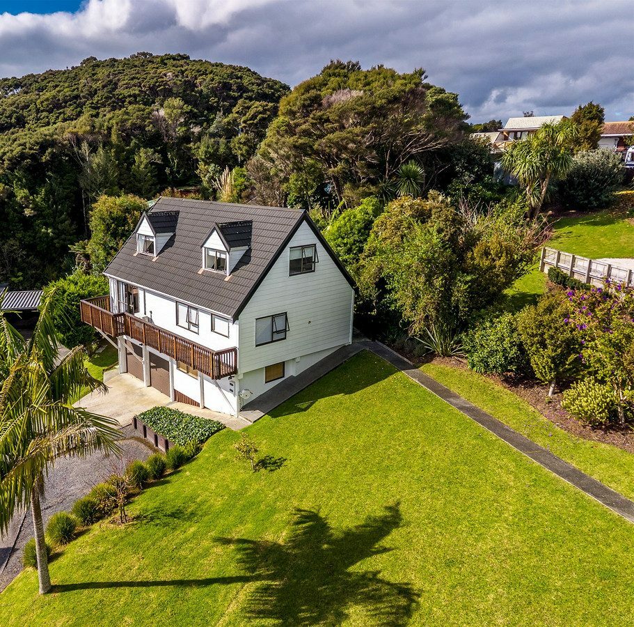 Coastal Charm, Space and Possibilities