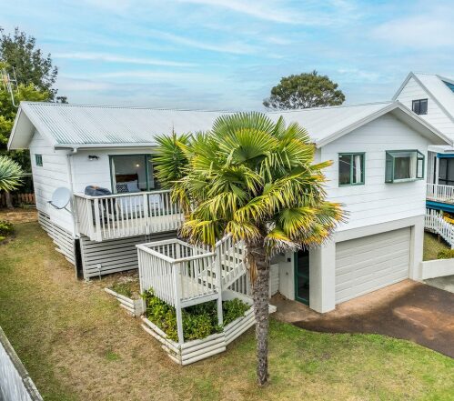 A Charming Home with Bush and Water Views
